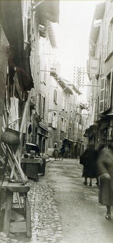 La rue des Forgerons, cliché Georges Breuil (1940)
